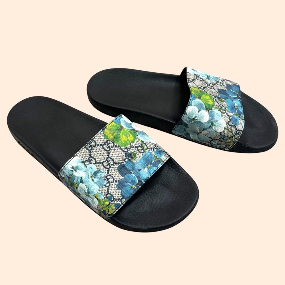 Gucci GG Supreme Slide Bloom
